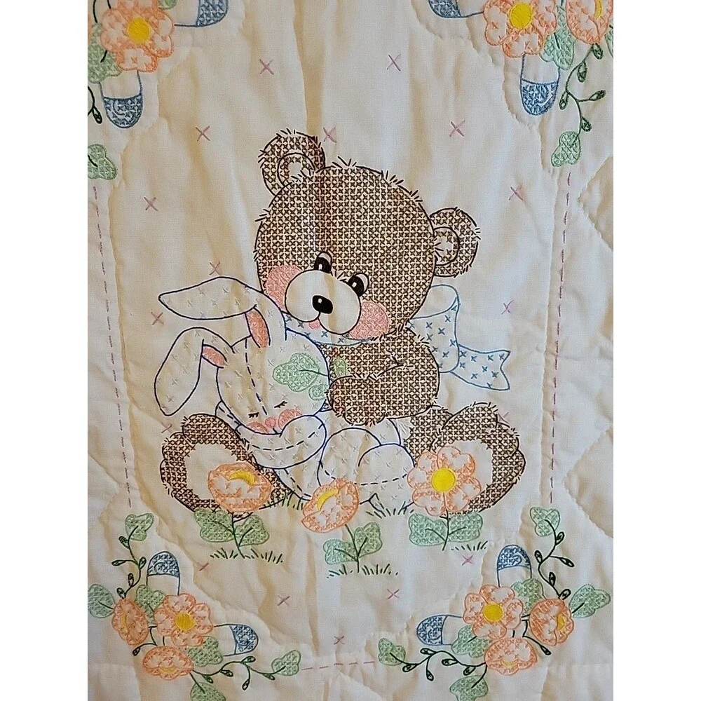 Vintage Baby Comforter Blanket Handmade Bear & Hearts Crib Quilt Nursery 34